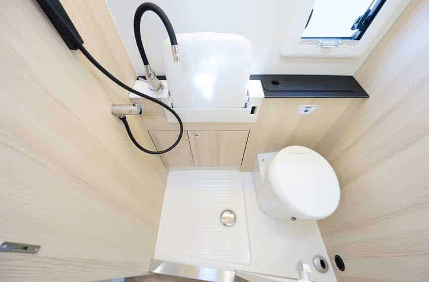 semintegrale monoscocca Atlantis Special 645 toilette