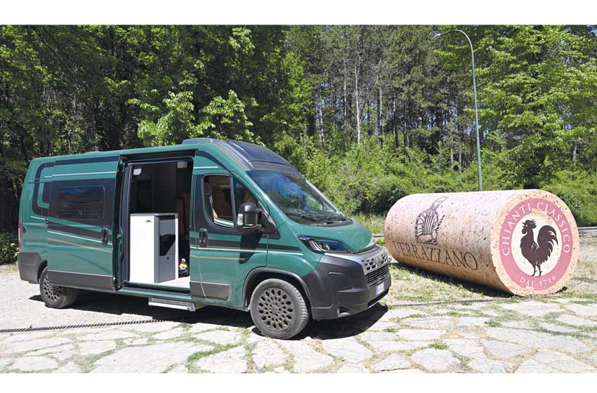 van Laika Kosmo Supremo 60 nel Chianti