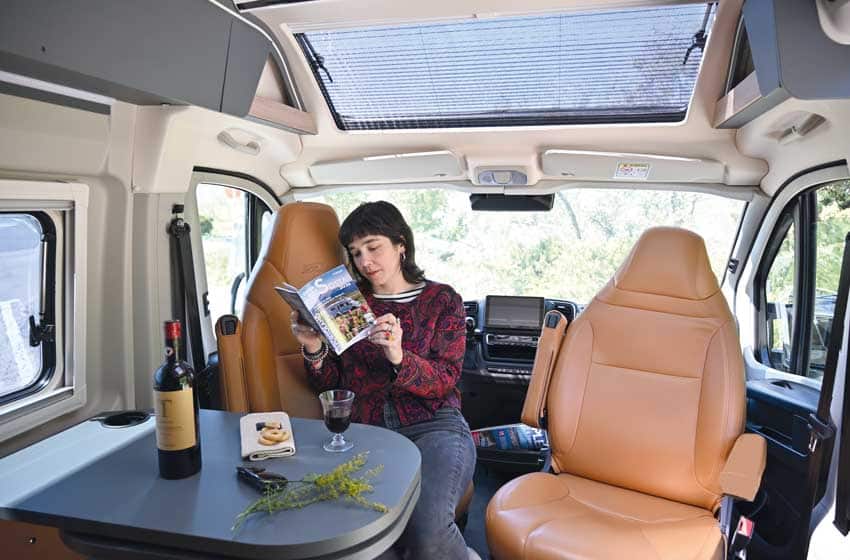 dinette van Laika Kosmo Supremo 60