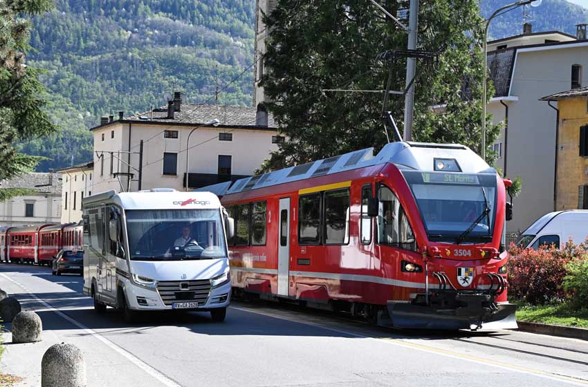 trenino rosso Carthago chic c-line I 4.9 LE