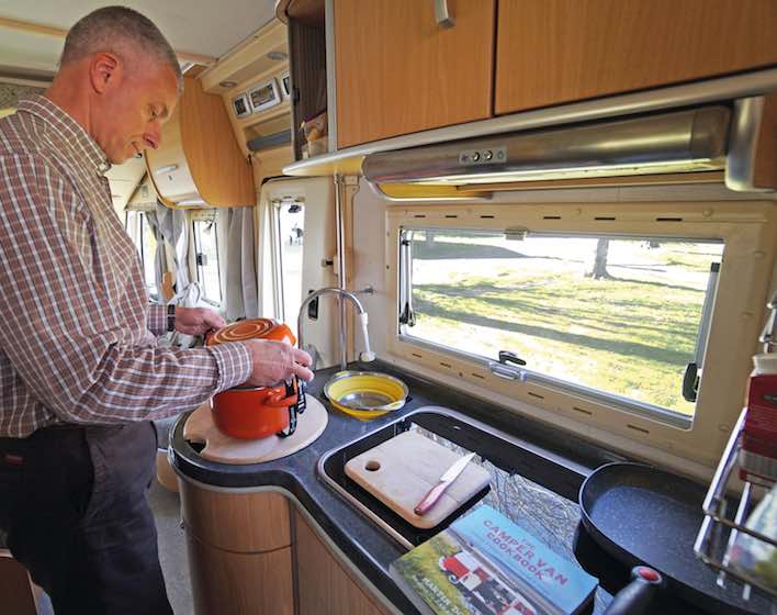cucinare in camper