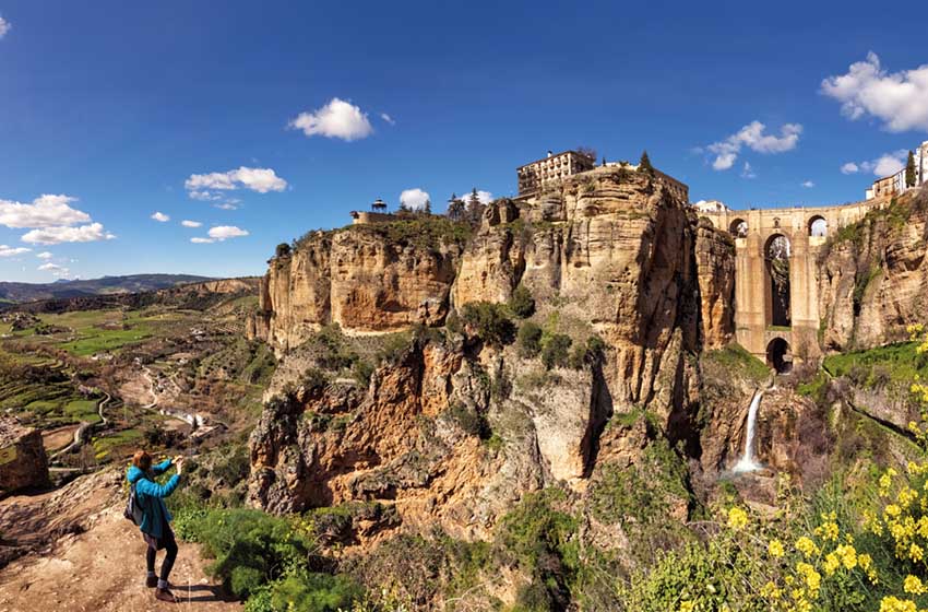 Spagna-Andalusia-Pueblos Blancos-Ronda-Puente Nuevo e le scogliere della gola del Tajo