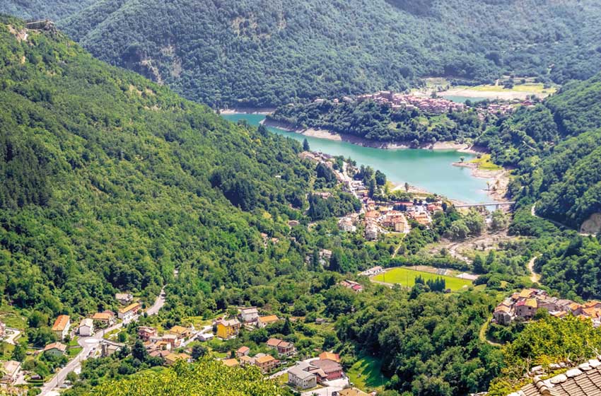 Toscana, panorama di Vagli