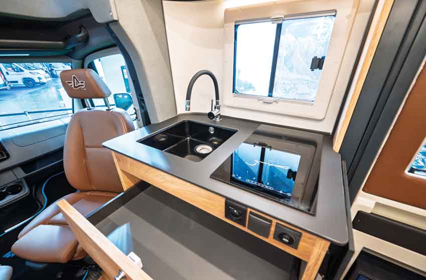 cucina Atlantis Carbon 4x4