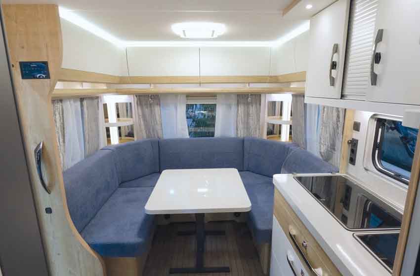hobby caravan interni
